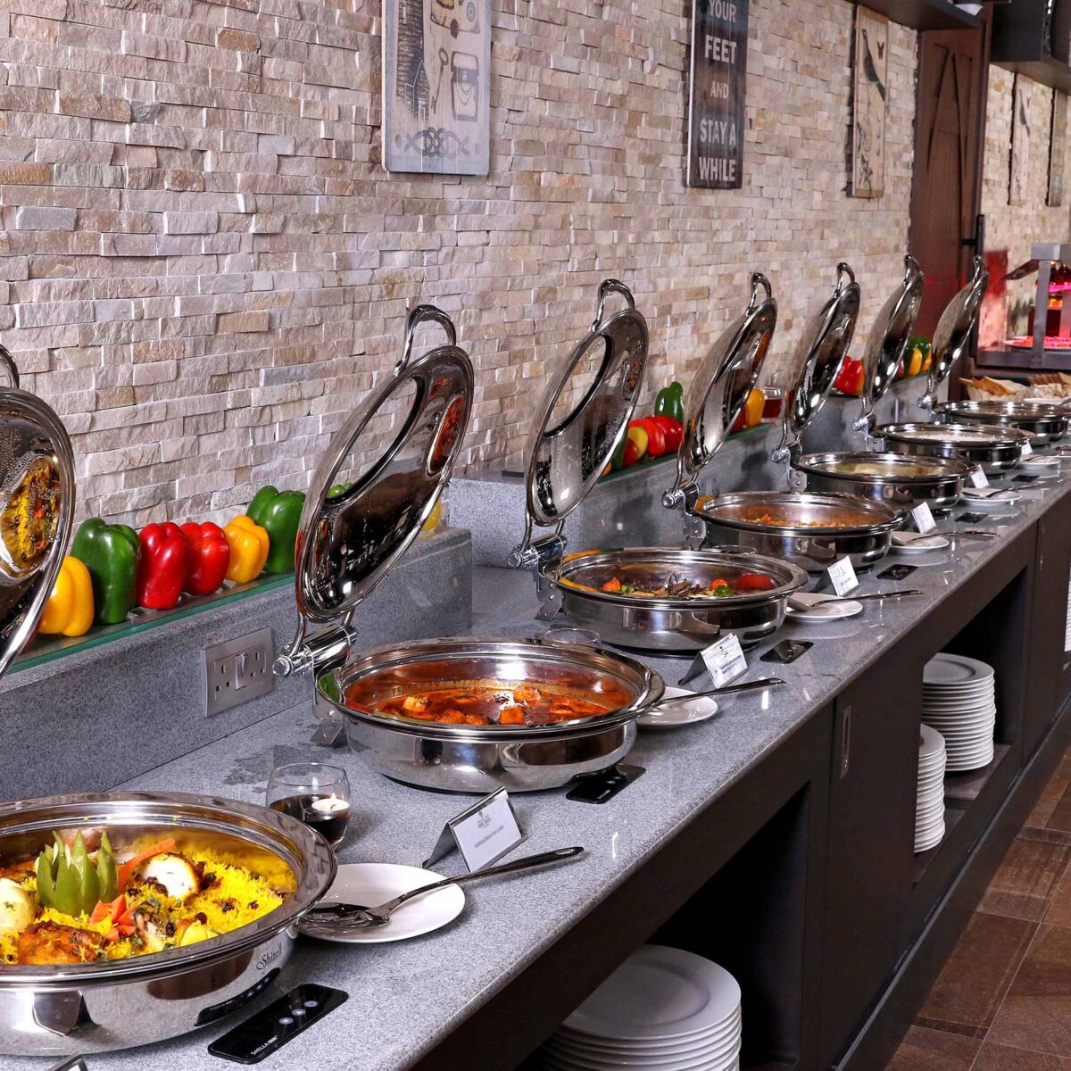 gusto-bar-lounge-cold-drinks-park-regis-lotus-hotel-bahrain